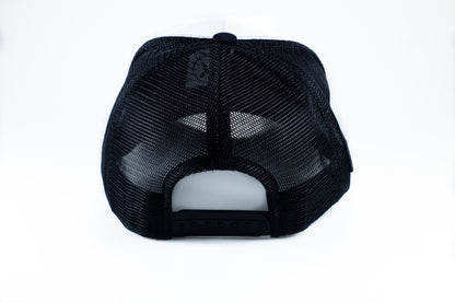 Boné Trucker Aba Curva Preto/Branco King Of Lenses